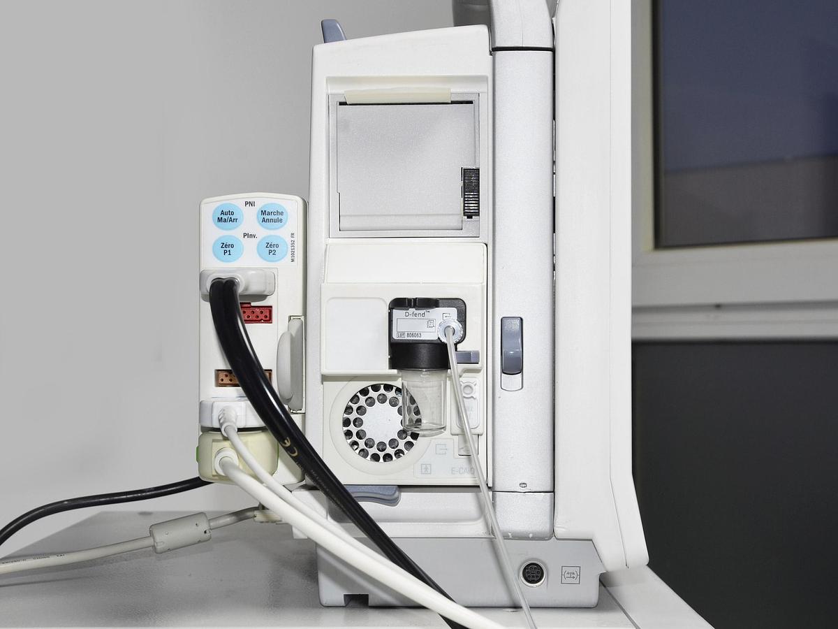 D'occasion STATION COMPLETE RESPIRATEUR D’ANESTHÉSIE MOBILE DATEX-OHMEDA AESTIVA/5 7900