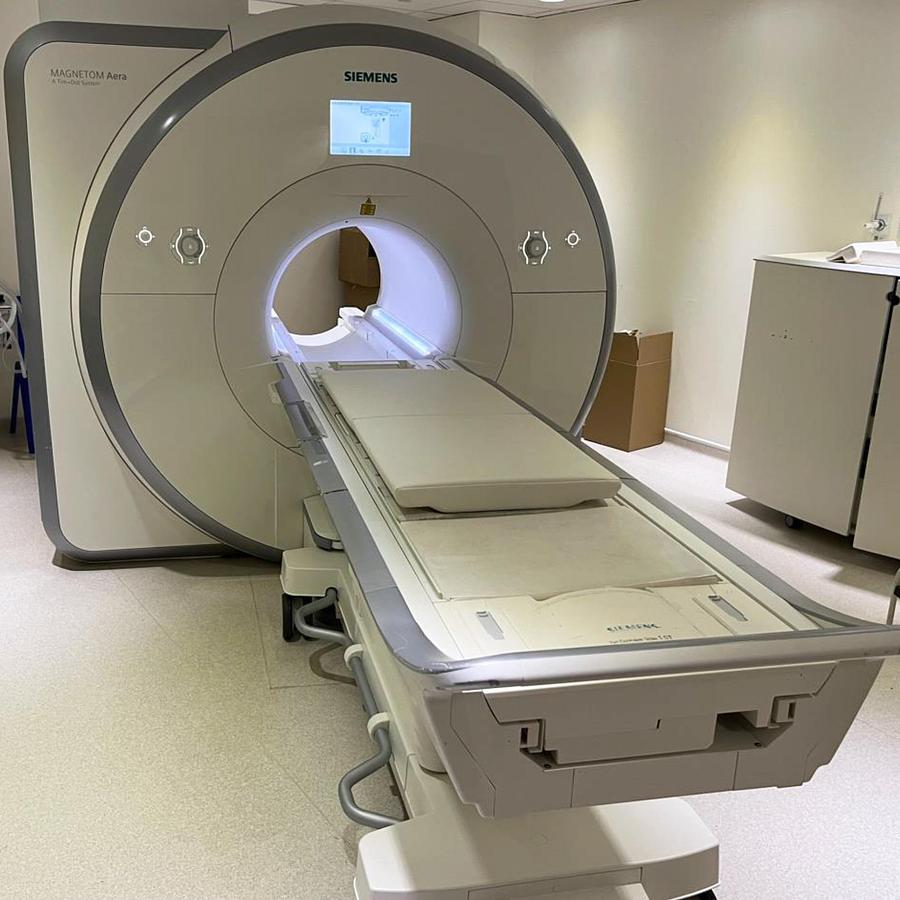 D'occasion SYSTÈME D’IRM SIEMENS Aera 1.5T
