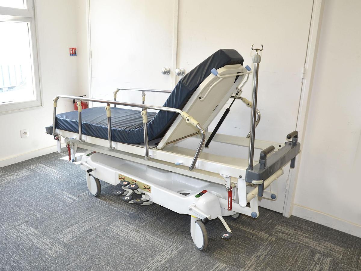 D'occasion CHARIOT DE TRANSPORT PATIENT HUNTLEIGH LIFEGUARD