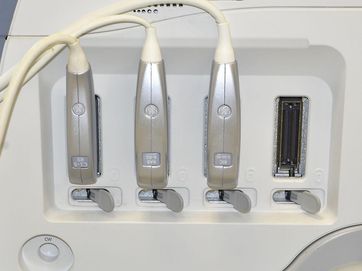 D'occasion ECHOGRAPHE GENERAL ELECTRIC VOLUSON S6 