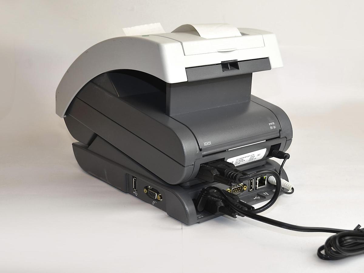 D'occasion LECTEUR DE BANDELETTES URINAIRES SIEMENS CLINITEK STATUS 