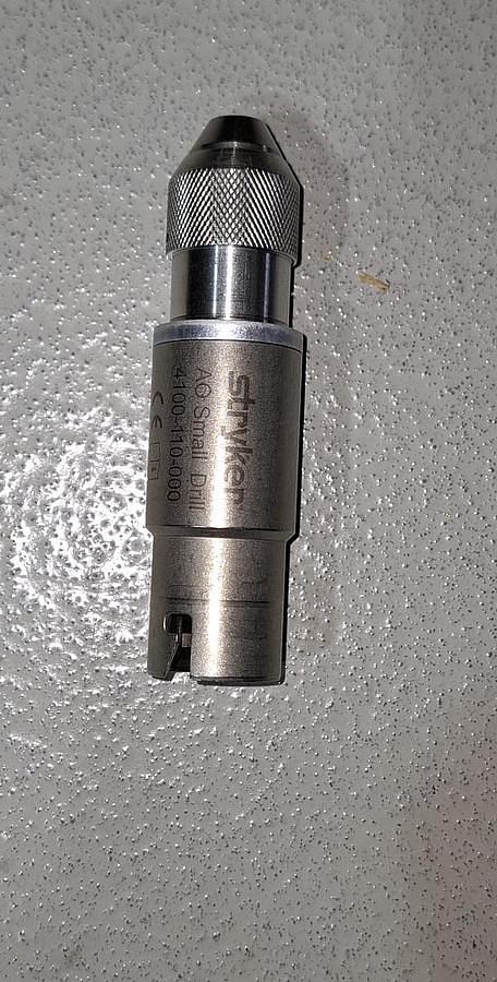 D'occasion ENSEMBLE COMPLET D'OUTILS MULTIFONCTIONS STRYKER – ASEPTIQUE, PERCEUSE, SCIE ET VISEUR SPÉCIAL