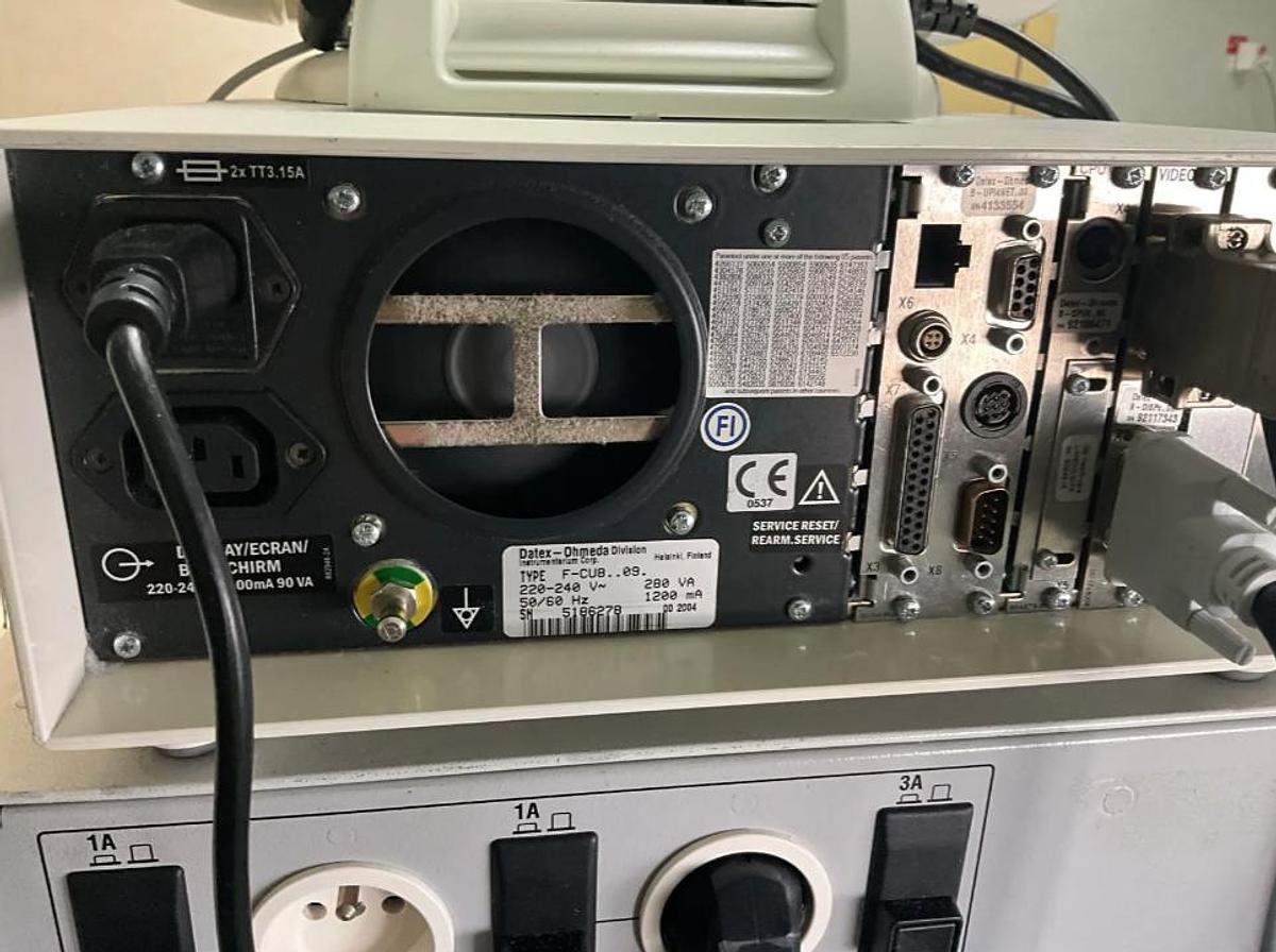 D'occasion STATION COMPLETE RESPIRATEUR D’ANESTHÉSIE MOBILE DATEX-OHMEDA AESTIVA 3000