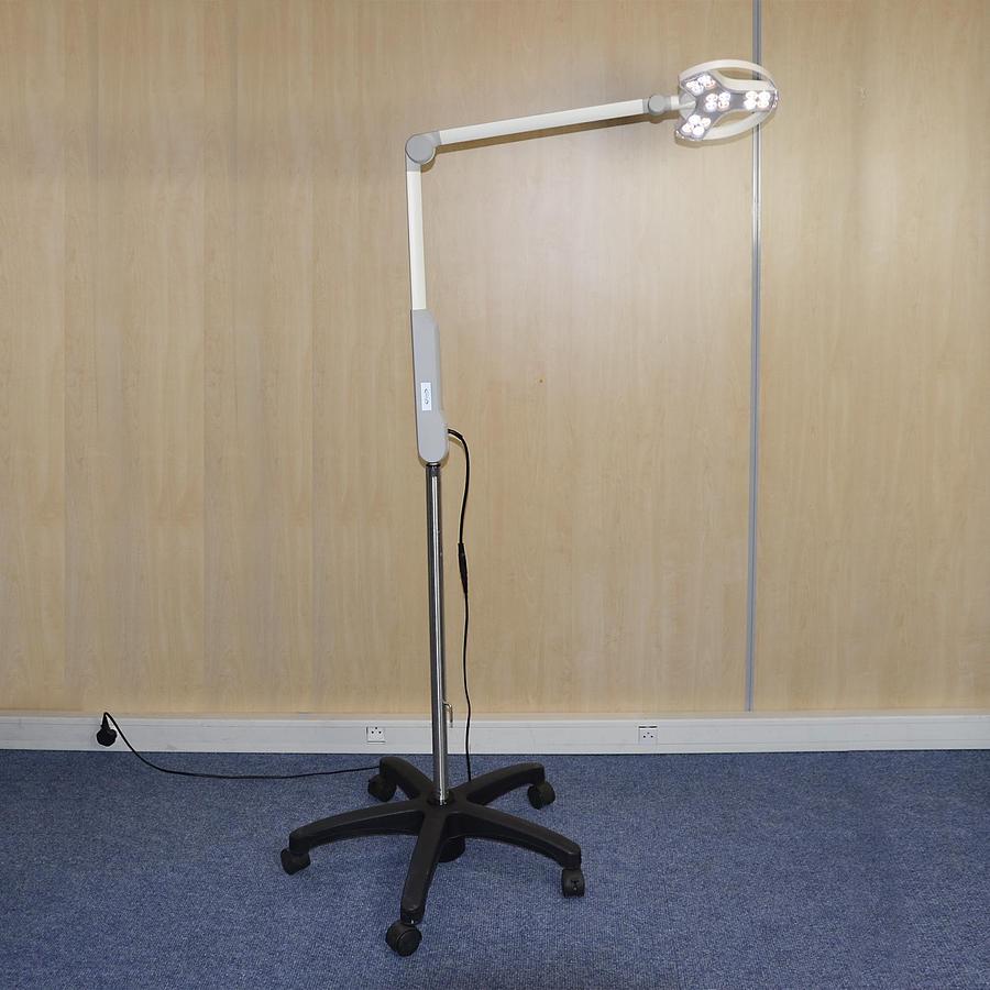 D'occasion LAMPE D'EXAMEN MOBILE LED BRANDON
