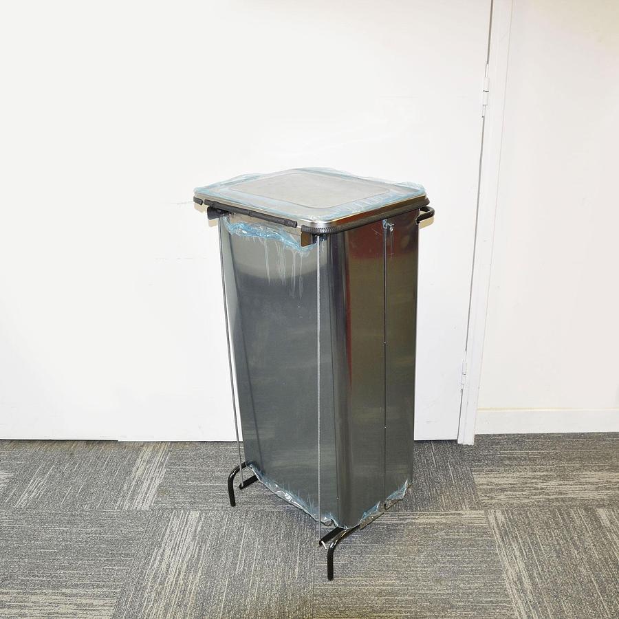 Neuf POUBELLE MOBILE À PÉDALE-110 Lt.