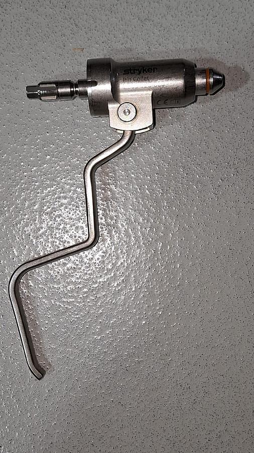 D'occasion ENSEMBLE COMPLET D'OUTILS MULTIFONCTIONS STRYKER – ASEPTIQUE, PERCEUSE, SCIE ET VISEUR SPÉCIAL