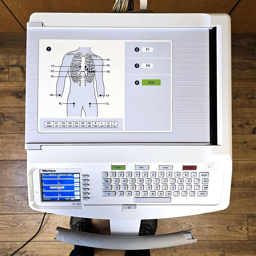 D'occasion ECG MORTARA ELI 250c