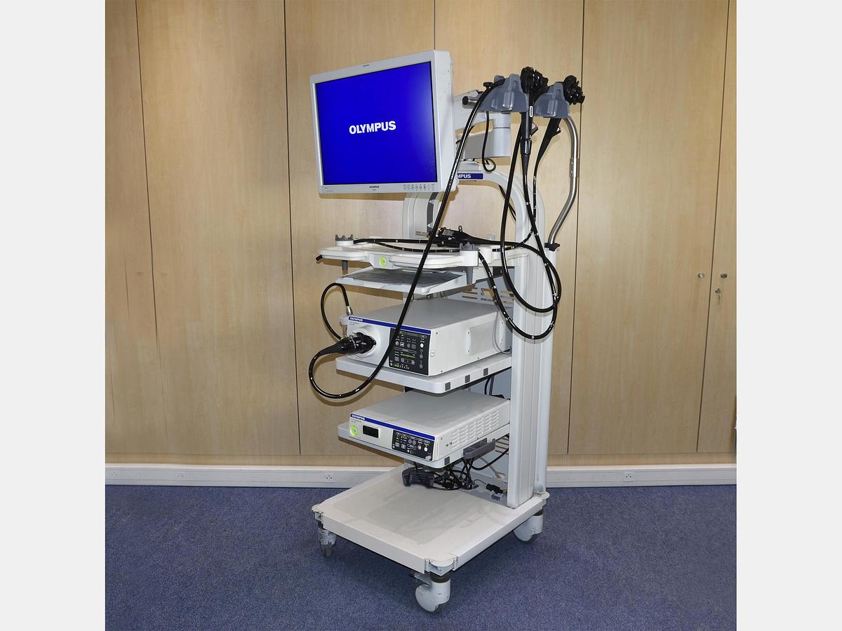 D'occasion COLONNE OLYMPUS EXERA III CV190 AVEC 2 ENDOSCOPES