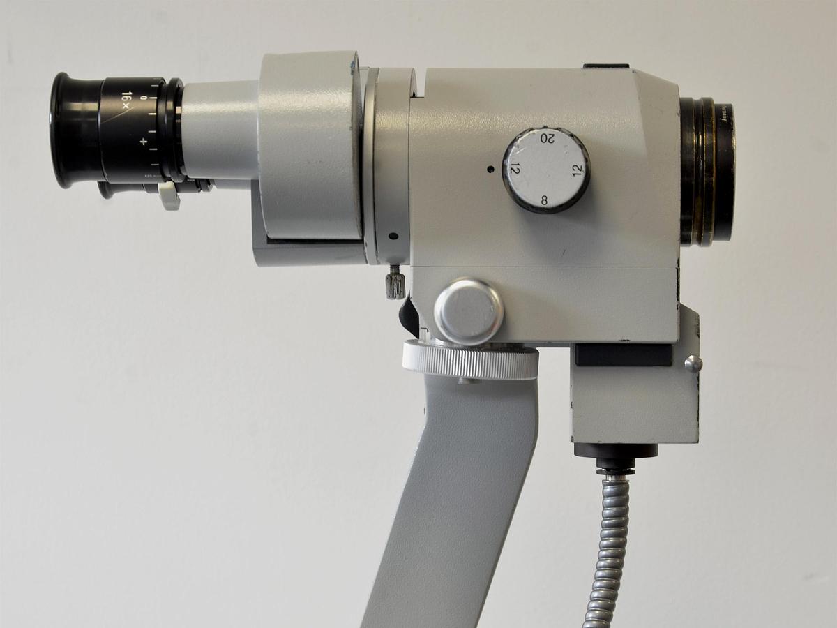 D'occasion COLPOSCOPE ZEISS NAG TRAGARM 