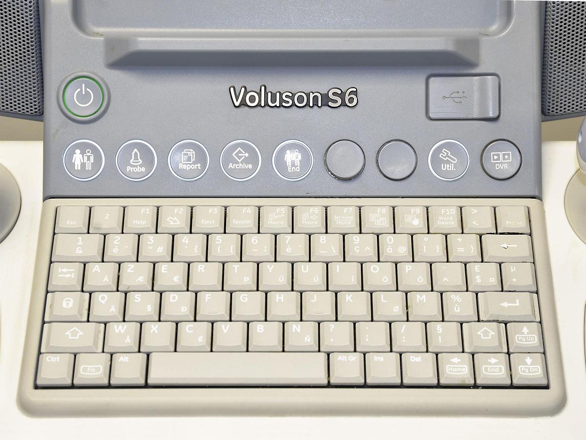 D'occasion ECHOGRAPHE GENERAL ELECTRIC VOLUSON S6 