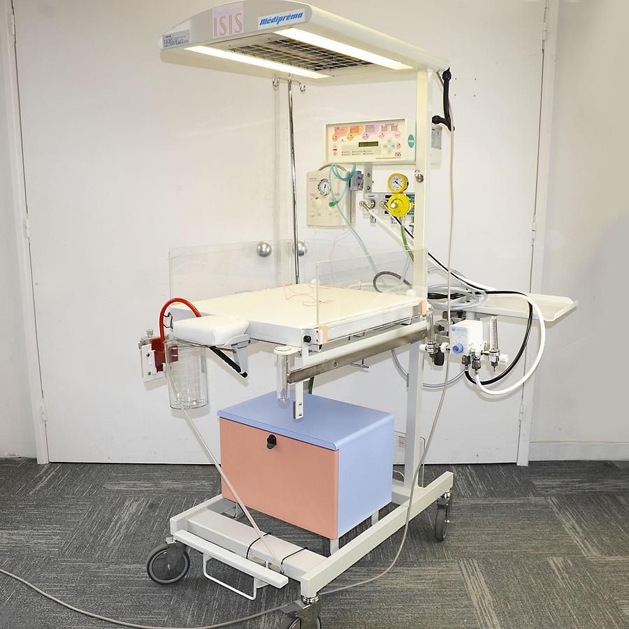 D'occasion TABLE DE RÉANIMATION NÉONATALE MEDIPREMA