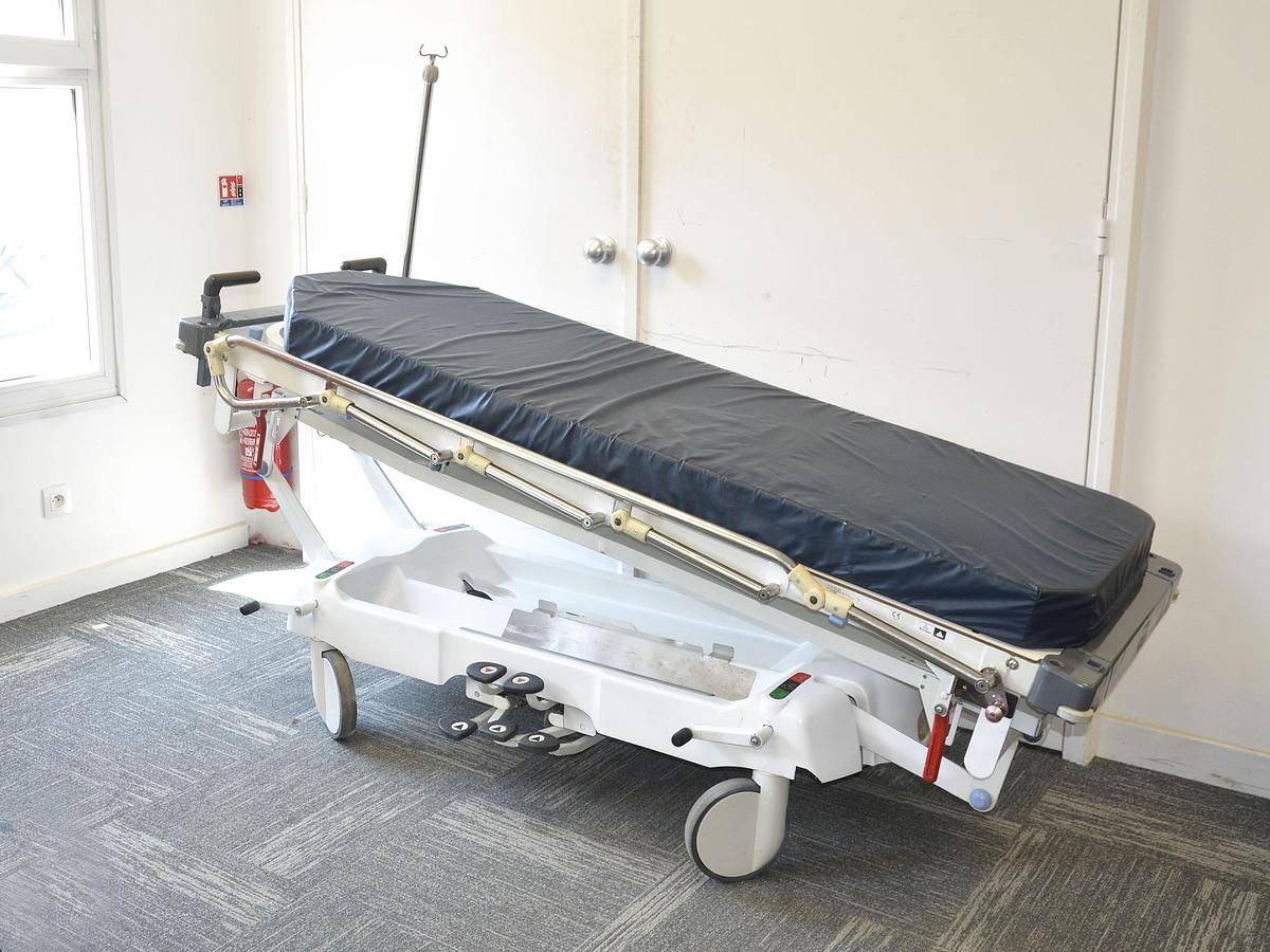 D'occasion CHARIOT DE TRANSPORT PATIENT HUNTLEIGH LIFEGUARD
