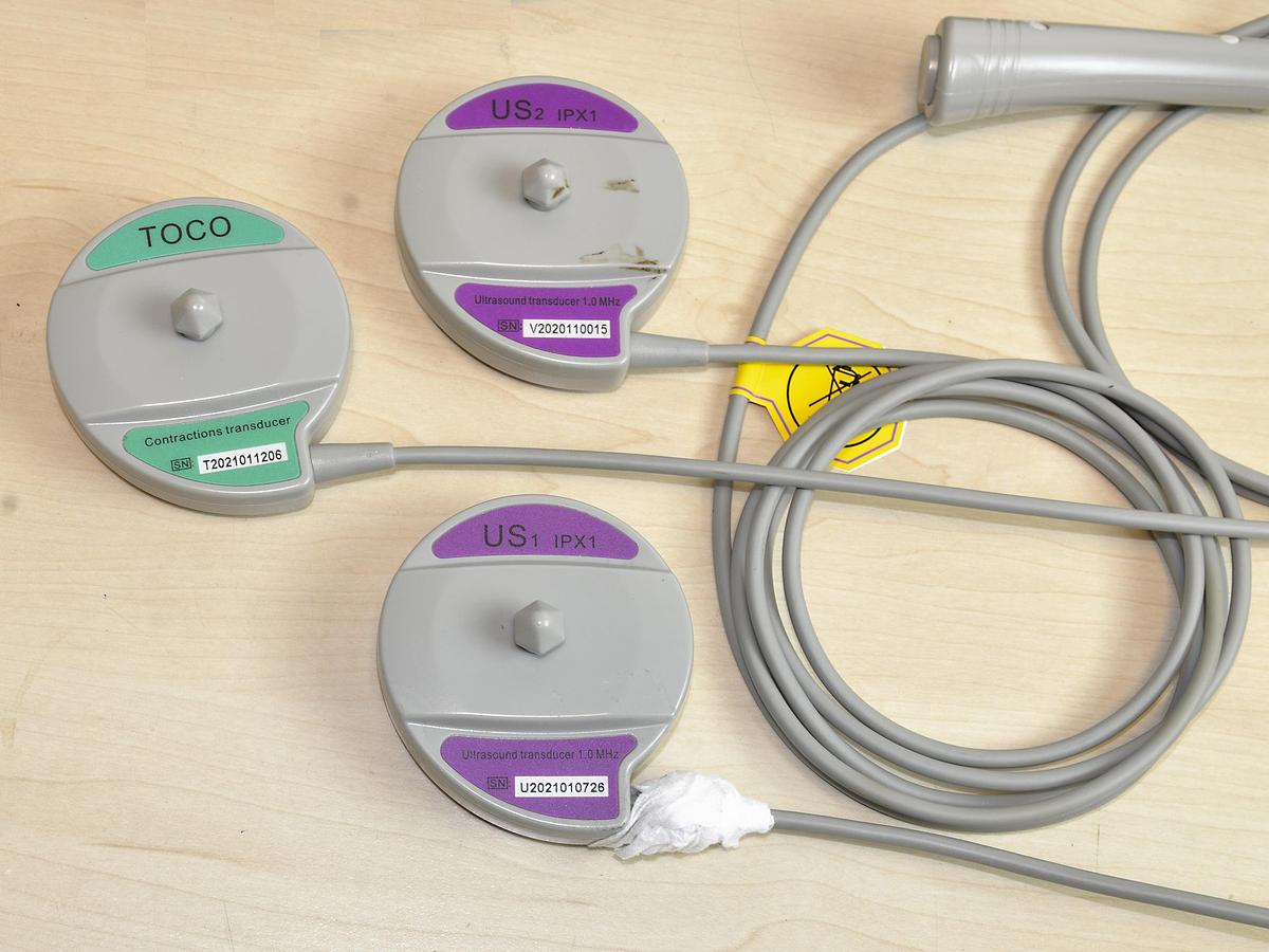 D'occasion MONITEUR FŒTAL / CARDIOTOCOGRAPHE GÉMELLAIRE MODÈLE LETO 8 