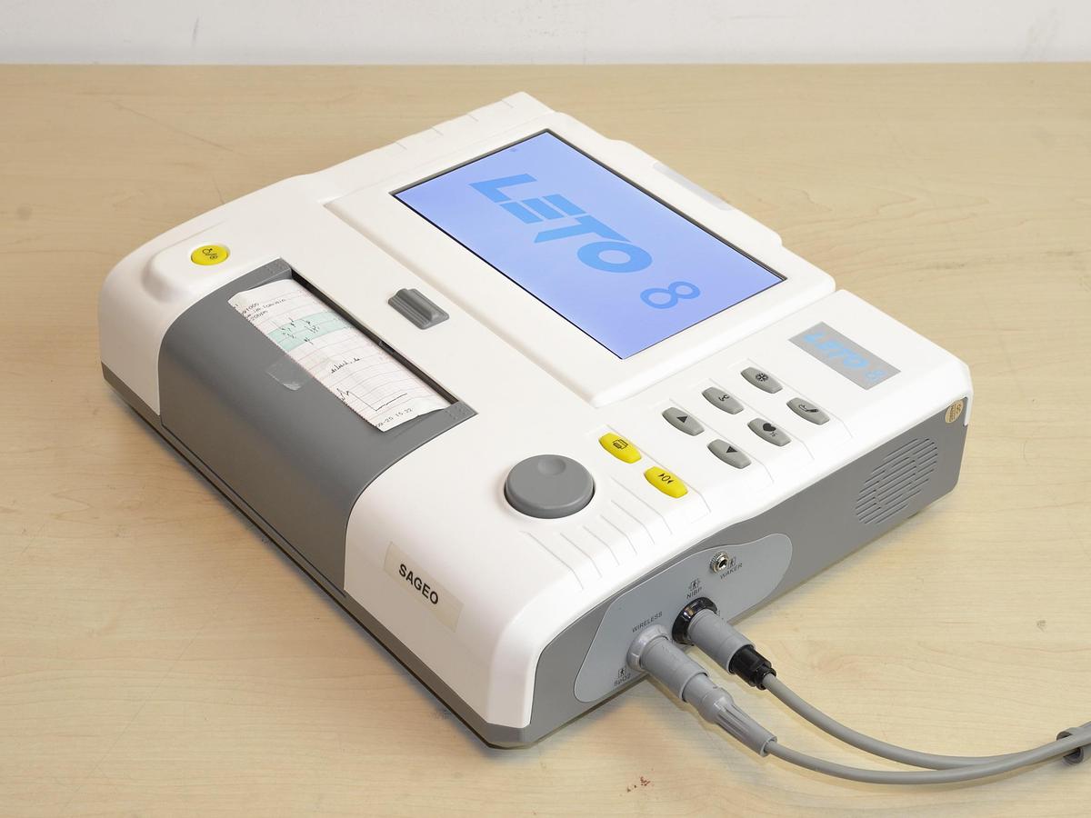 D'occasion MONITEUR FŒTAL / CARDIOTOCOGRAPHE GÉMELLAIRE MODÈLE LETO 8 