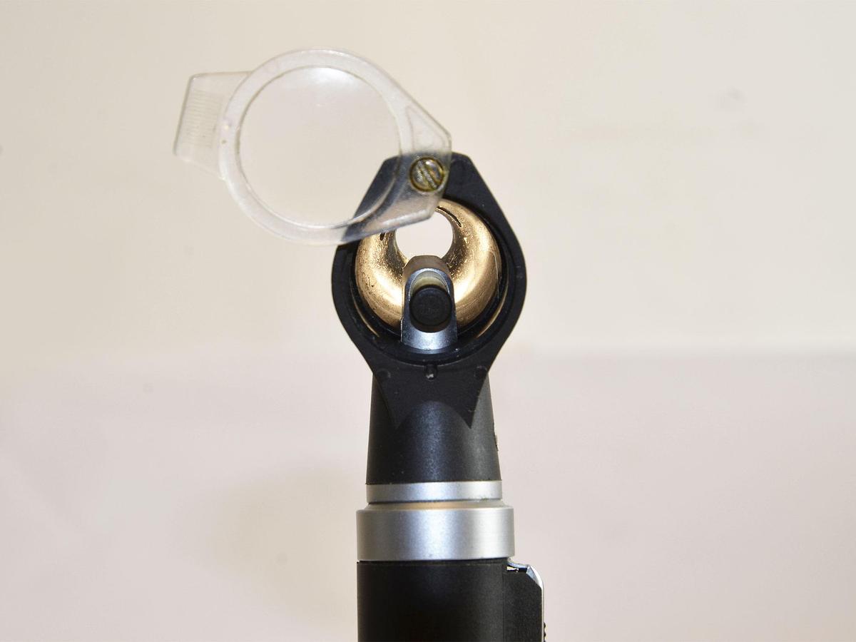 D'occasion OTOSCOPE HEINE MINI 2000