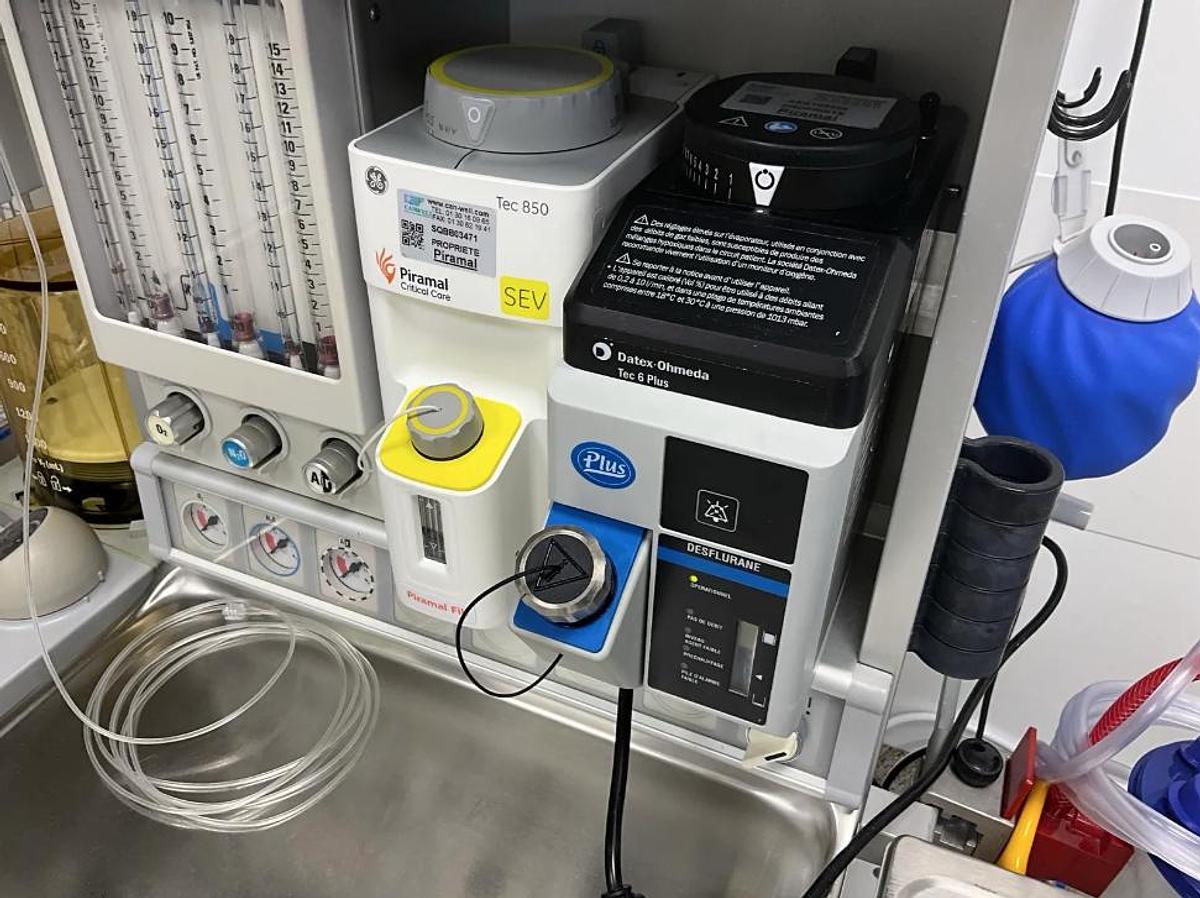 D'occasion STATION COMPLETE RESPIRATEUR D’ANESTHÉSIE MOBILE DATEX-OHMEDA AESTIVA/5 7900