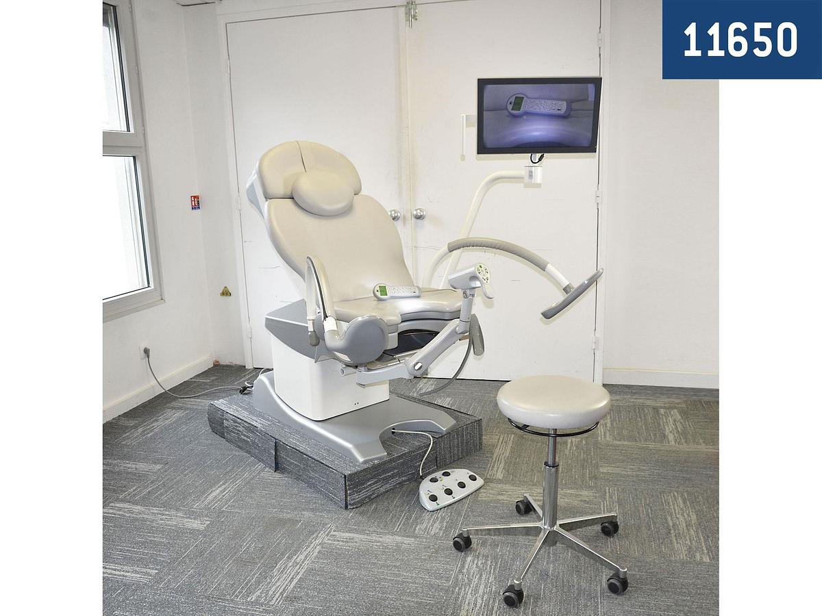 D'occasion FAUTEUIL GYNÉCOLOGIQUE SCHMITZ MEDI-MATIC AVEC VIDEO COLPOSCOPE VIDAN INTEGRÉ ET ECRAN