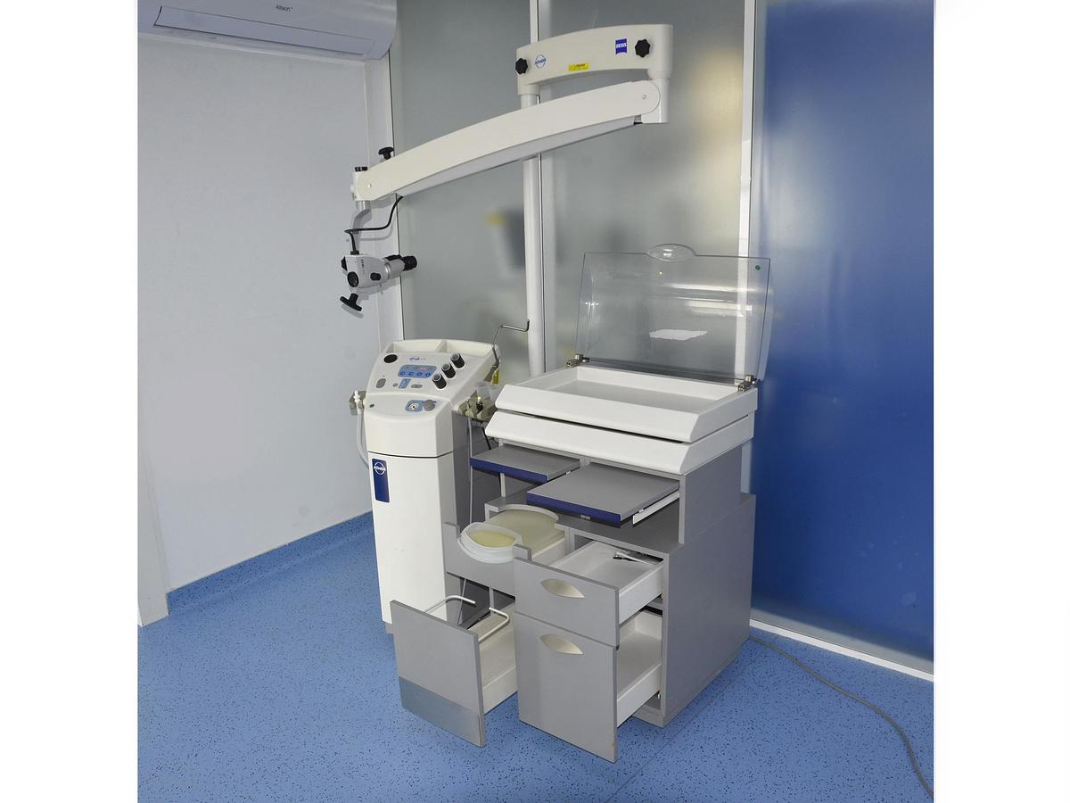 D'occasion UNITÉ DE CONSULTATION ORL ATMOS C31 AVEC MICROSCOPE KARL ZEISS PICO 