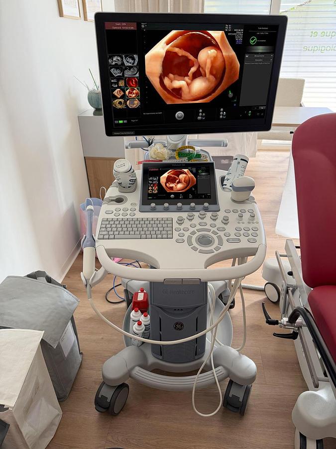 D'occasion ECHOGRAPHE GE HEALTHCARE VOLUSON S8 BT22
