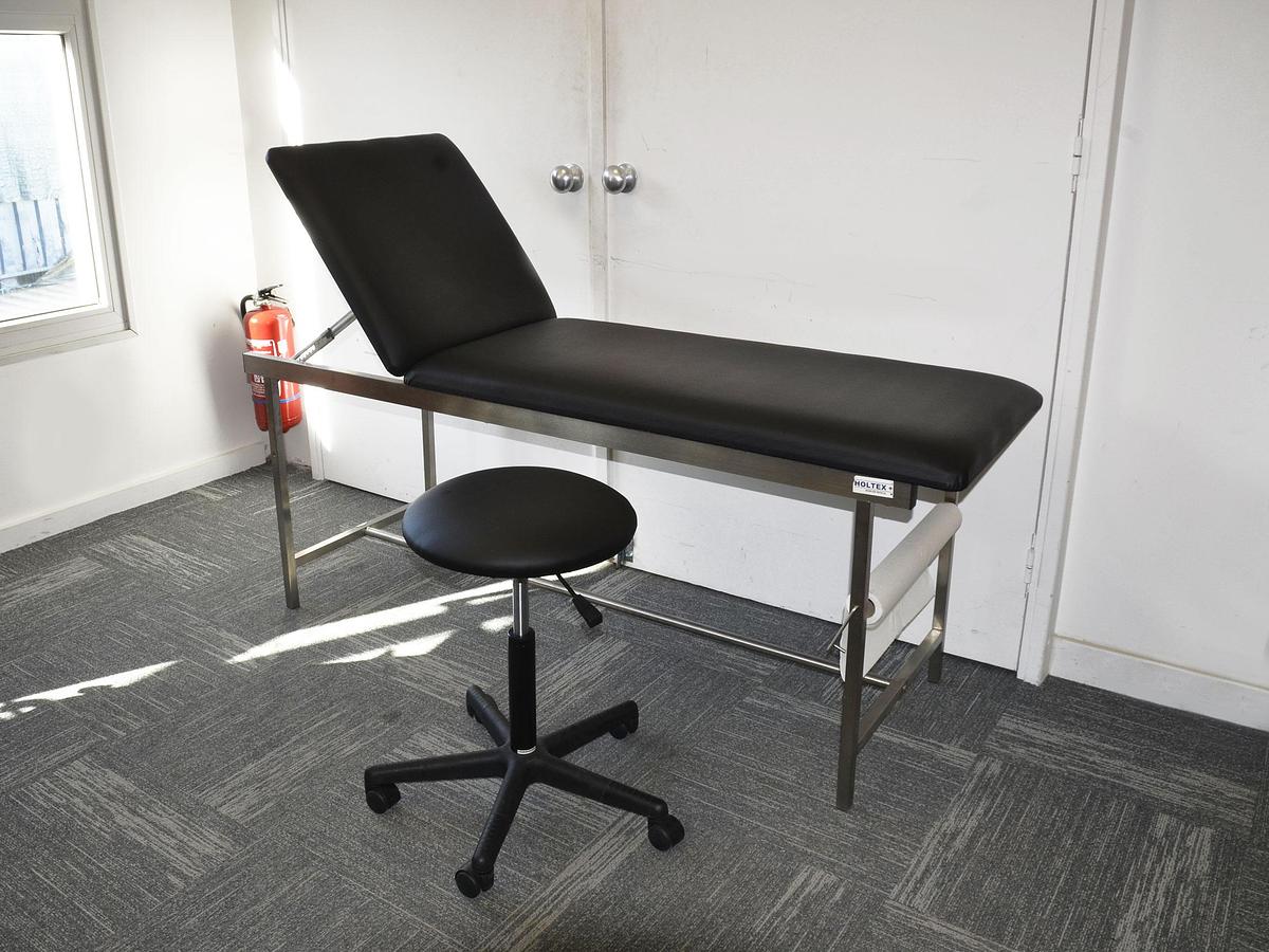 D'occasion ENSEMBLE DIVAN D'EXAMEN HOLTEX ET TABOURET MOBILE