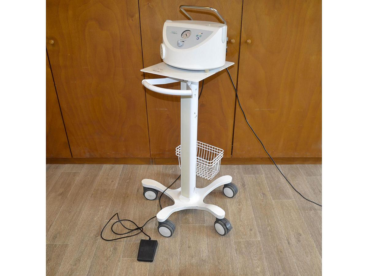 D'occasion ASPIRATEUR CHIRURGICAL MEDAP BORA UNIVERSAL 2080