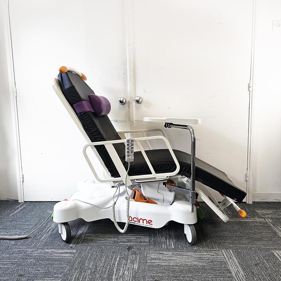 D'occasion FAUTEUIL AMBULATOIRE ÉLECTRIQUE ACIME