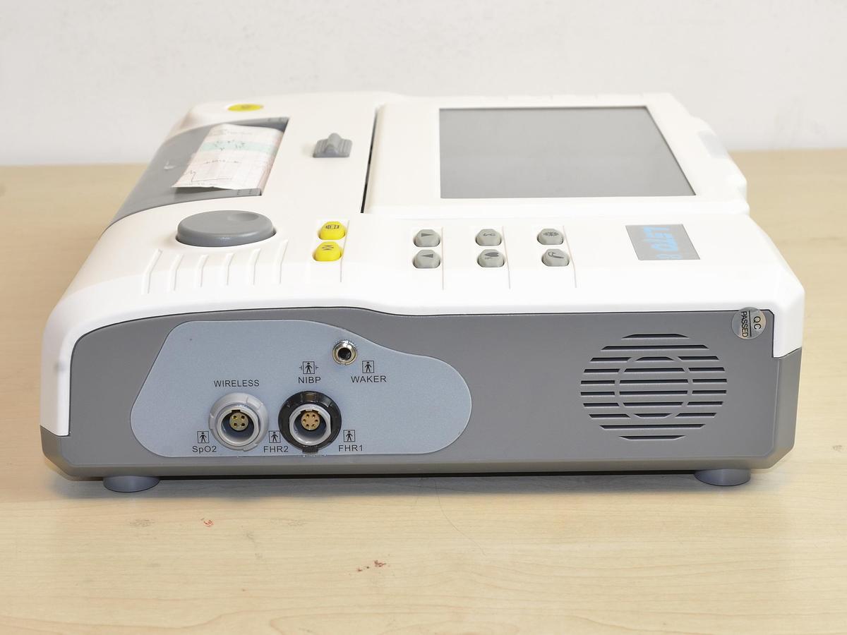 D'occasion MONITEUR FŒTAL / CARDIOTOCOGRAPHE GÉMELLAIRE MODÈLE LETO 8 