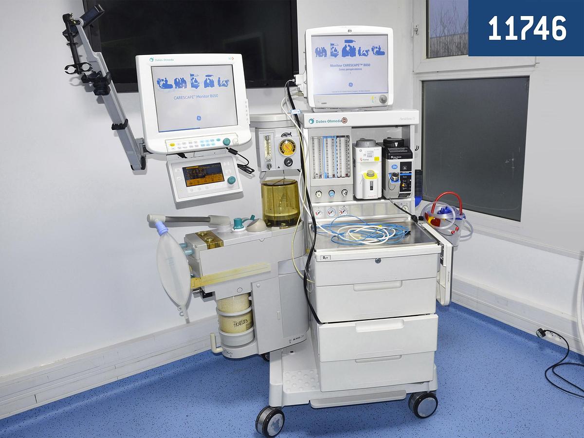 D'occasion STATION COMPLETE RESPIRATEUR D’ANESTHÉSIE MOBILE DATEX-OHMEDA AESTIVA/5 7900