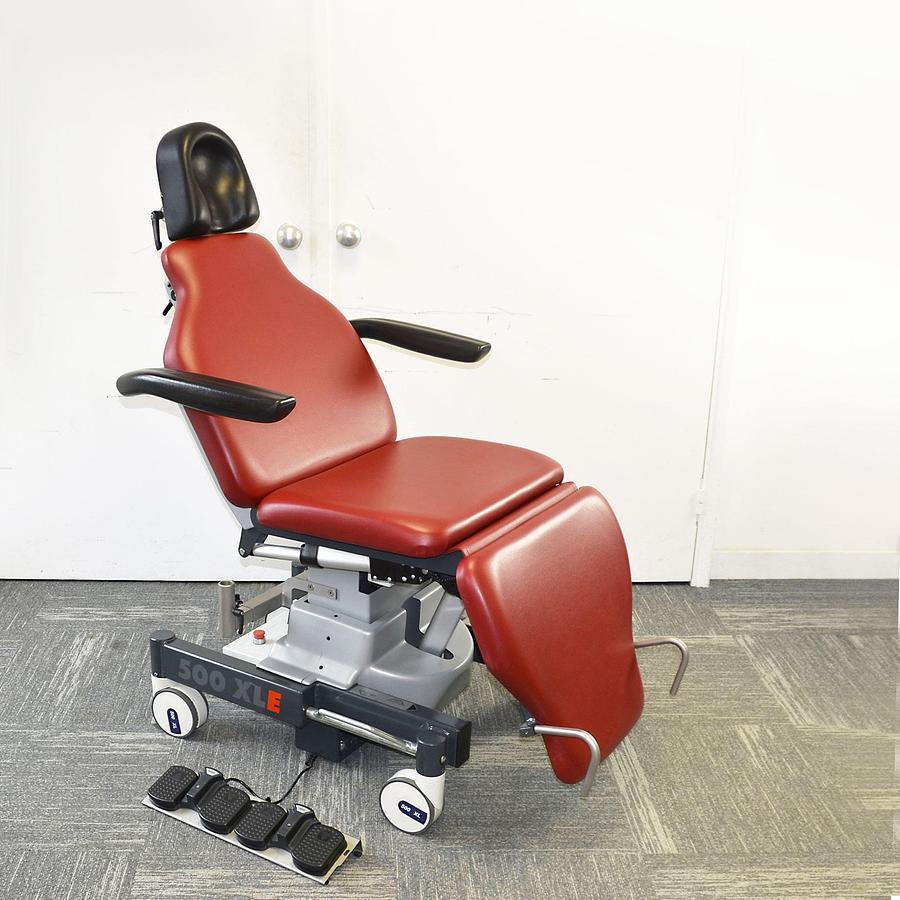 D'occasion FAUTEUIL ÉLECTRIQUE OPHTALMOLOGIQUE UFSK 500XLE