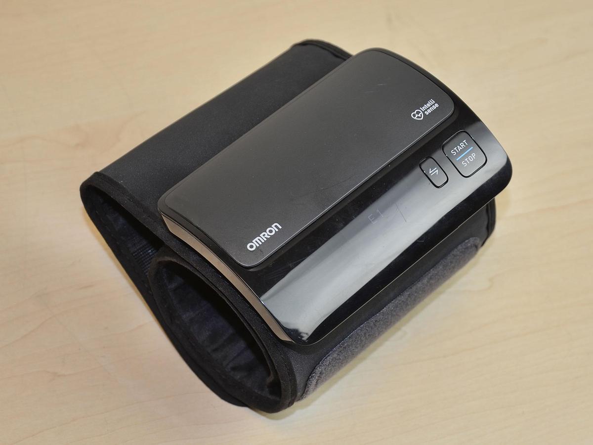 D'occasion TENSIOMÈTRE BRAS ÉLECTRONIQUE OMRON EVOLV 