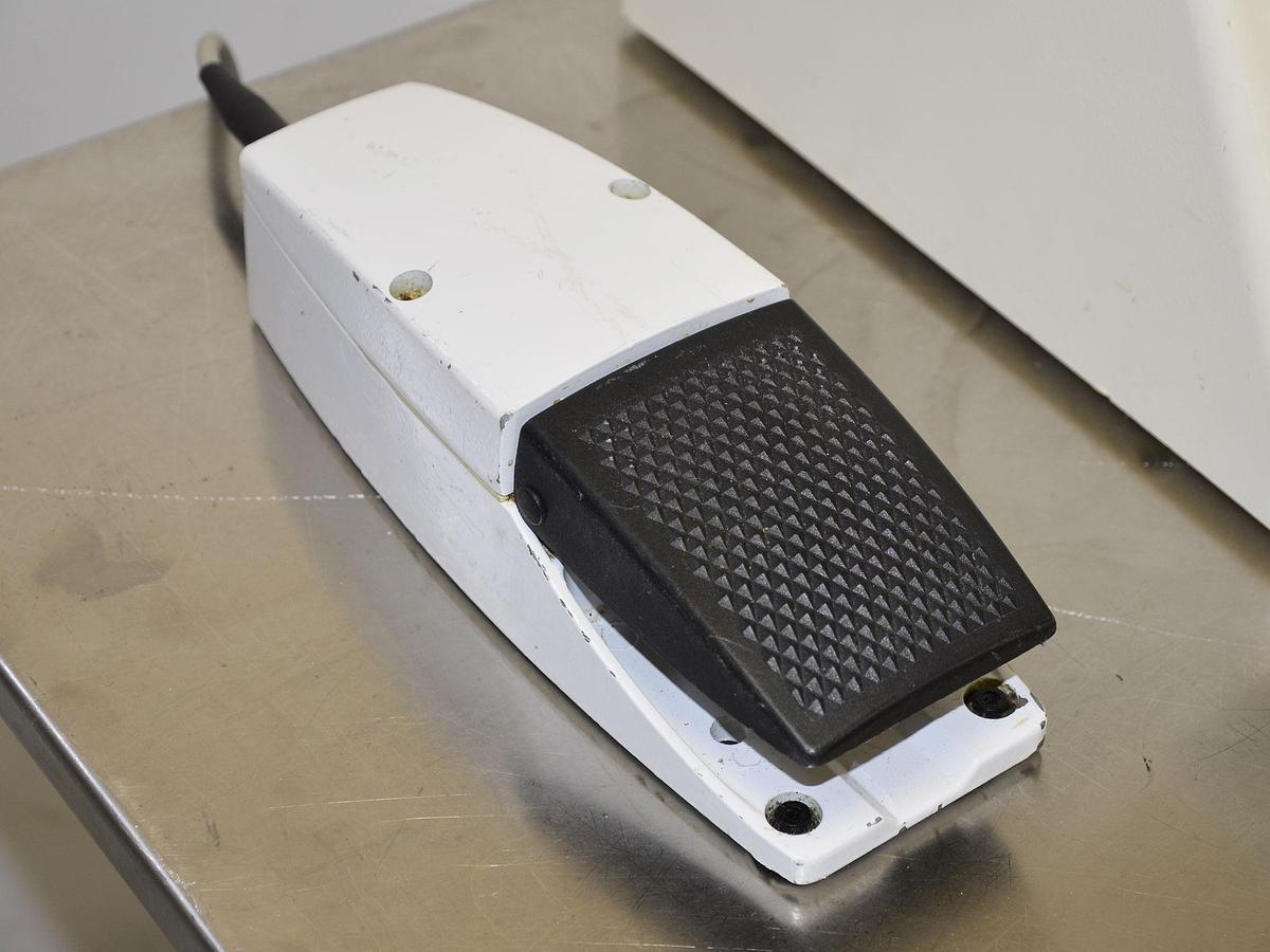 D'occasion POMPE D'INFILTRATION POUR LIPOSUCCION NOUVAG DP 20