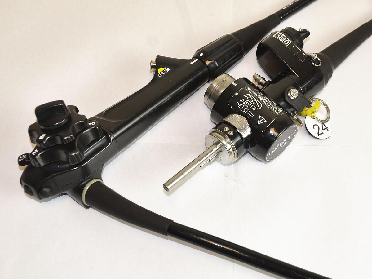 D'occasion VIDEO COLONOSCOPE OLYMPUS-CF-Q260DL