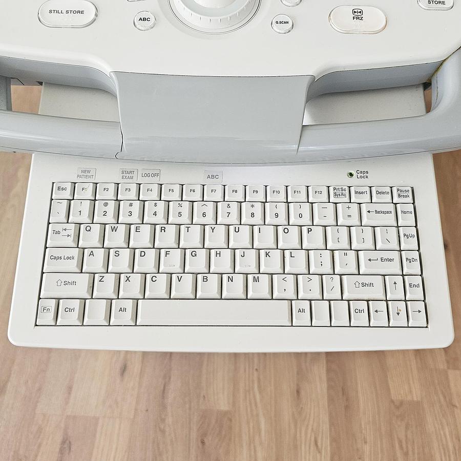 D'occasion ECHOGRAPHE TOSHIBA APLIO 400