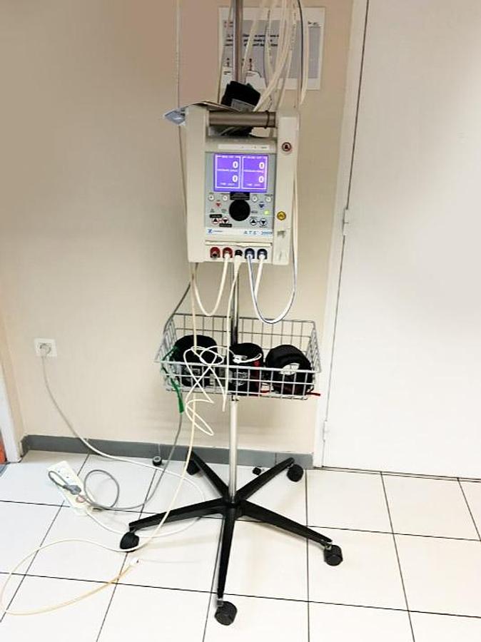 D'occasion GARROT PNEUMATIQUE ZIMMER A.T.S 3000  AVEC SES BRASSARDS