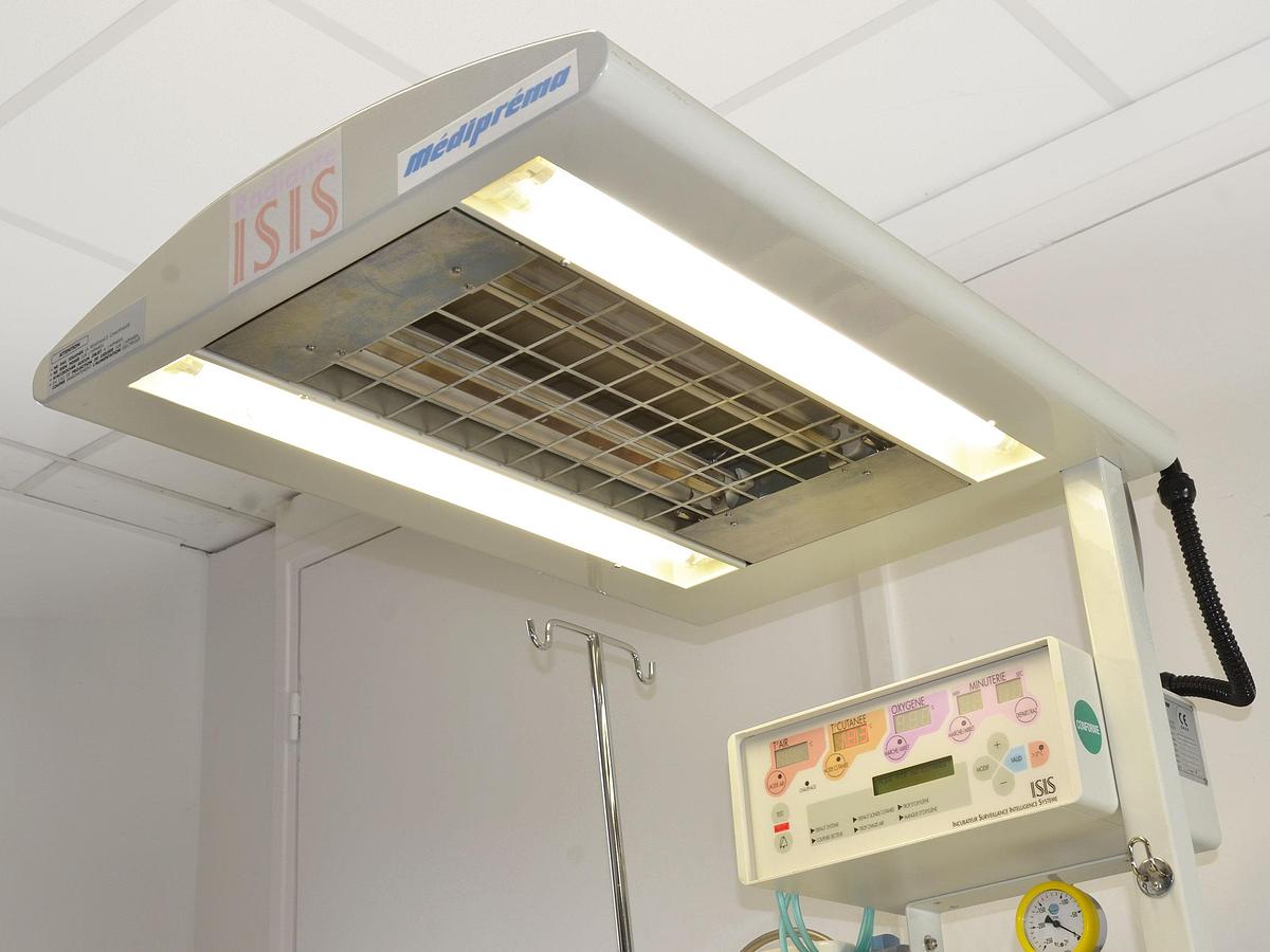 D'occasion TABLE DE RÉANIMATION NÉONATALE MEDIPREMA