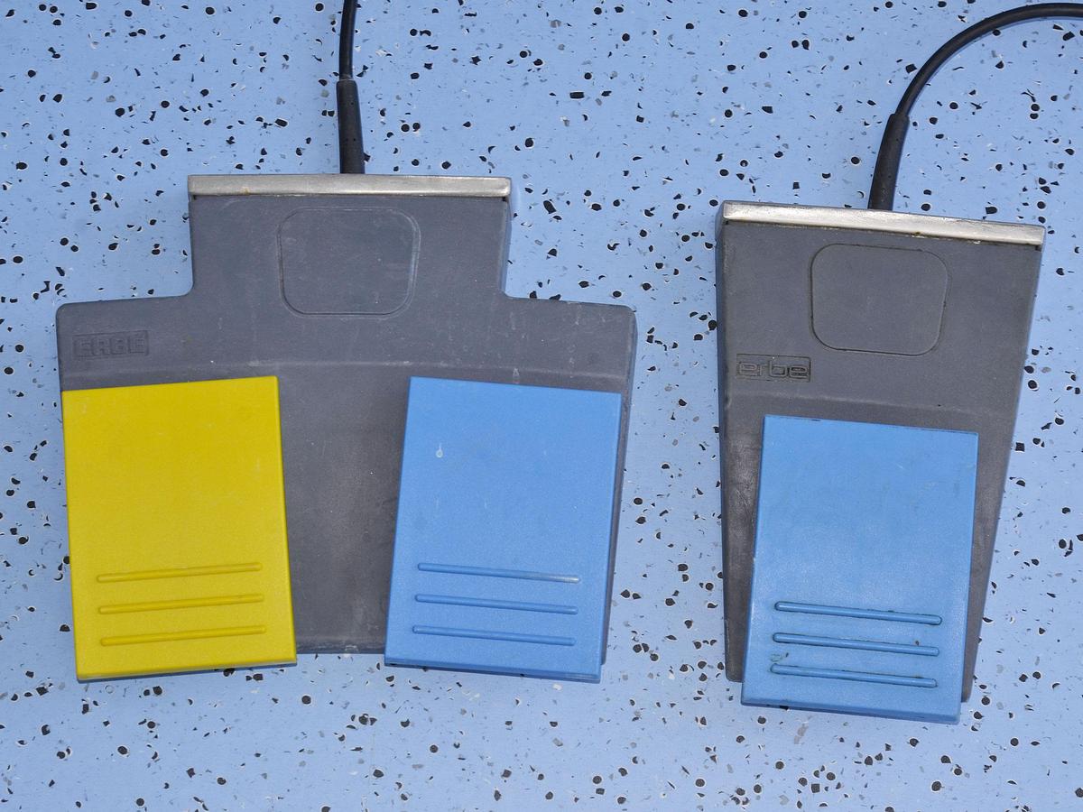 D'occasion BISTOURI ERBE VIO 300S À RADIOFRÉQUENCES SUR CHARIOT