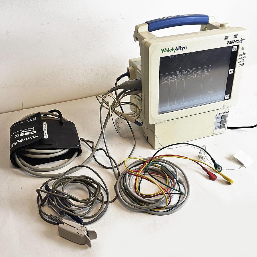 D'occasion MONITEUR MULTIPARAMETRIQUE WELCH ALLYN PROPAQ