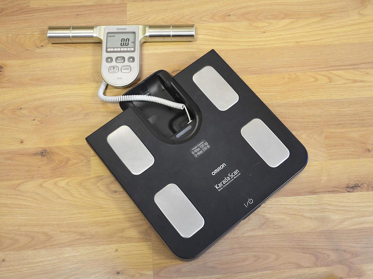 D'occasion BALANCE OMRON BF508