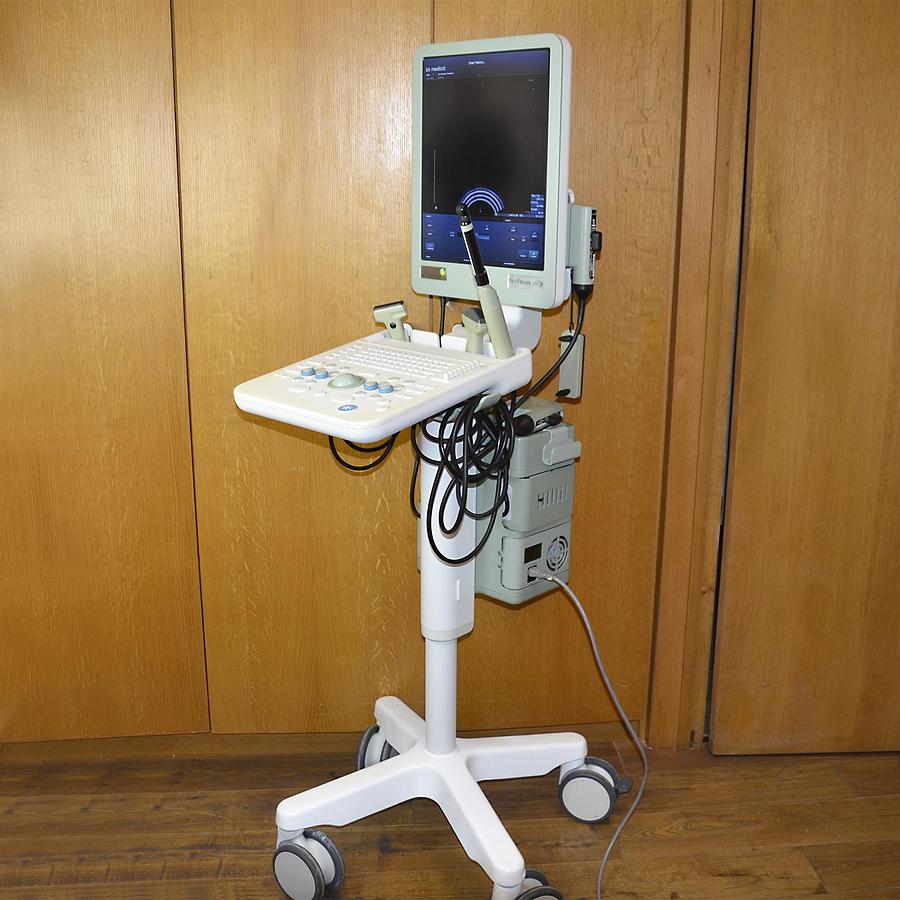 D'occasion ECHOGRAPHE BK MEDICAL FOCUS 500