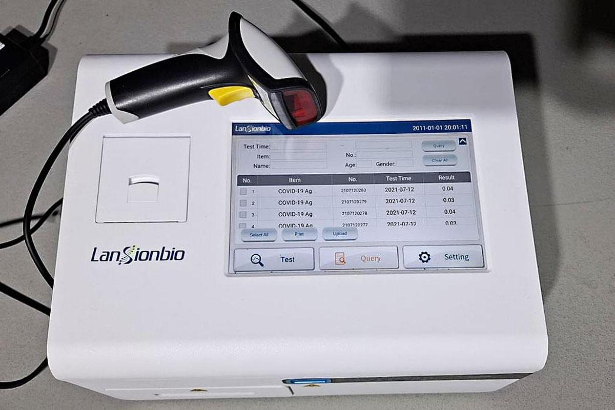 Neuf ANALYSEUR POCT LS-2100 – ANALYSEUR D'IMMUNOESSAIS PAR FLUORESCENCE SÈCHE (8 CANAUX)