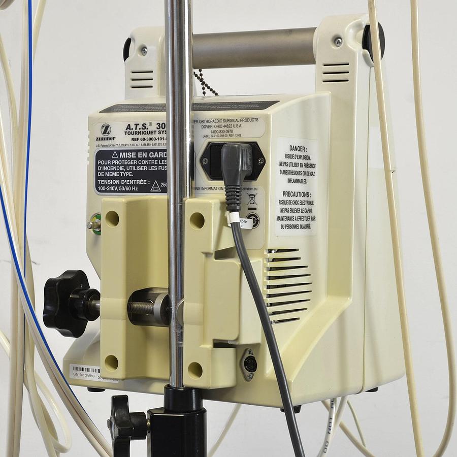 D'occasion GARROT PNEUMATIQUE ZIMMER A.T.S 3000  AVEC SES BRASSARDS