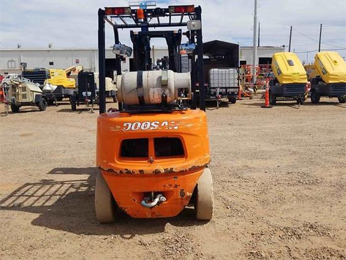 Used 2012 Doosan G25P-5 with only 1240 hours! for Sale in Texas