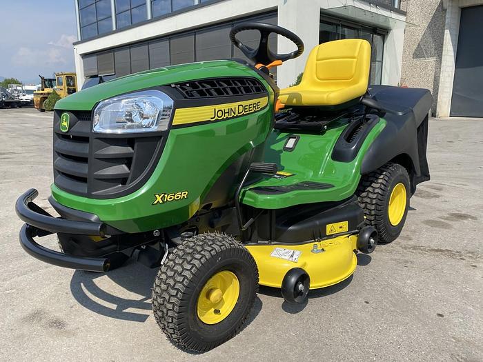JOHN DEERE X166R
