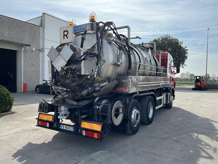 Usato 2001 SCANIA R420 SPURGO