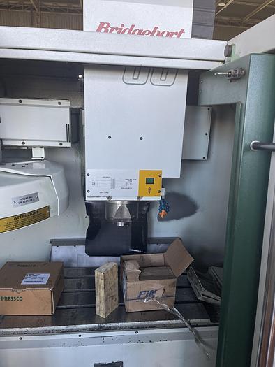 Ottime Centro di Lavoro Verticale BRIDGEPORT VMC 600