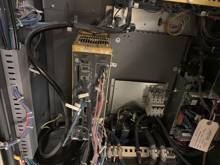 Used FANUC M900iA/350 6 AXIS CNC ROBOT WITH R30iA CONTROLLER 350KG X 2650mm REACH