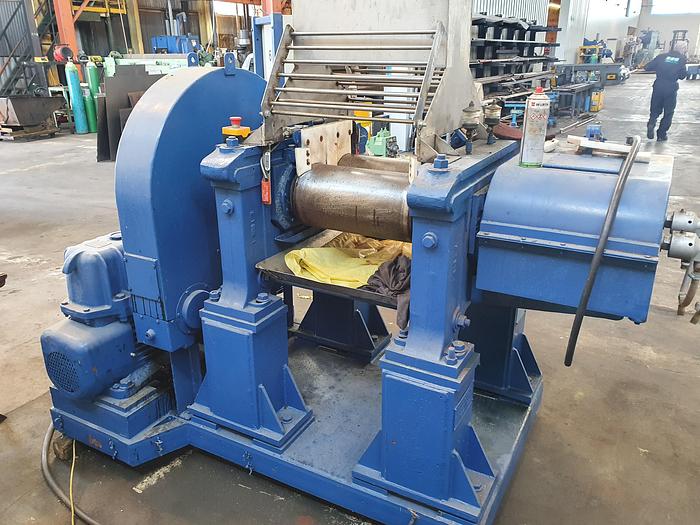 Used 1997 Robinson 460mm wide 2 Roll Mill
