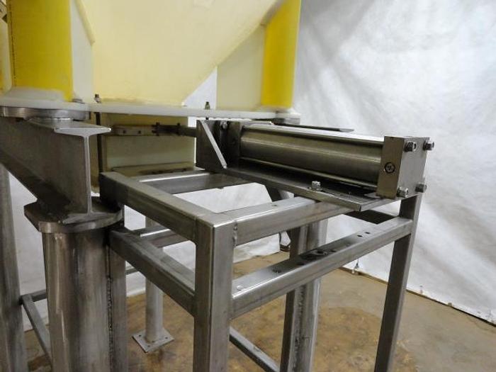 Used MTD Inc. Plastic Ingredient Tote; 250G