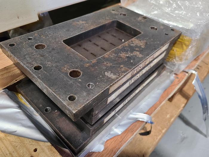 Used 8 Ton Press Depaneling machine PCB Separator PCB Singulation Model HS-PN-8 HOSOTEC