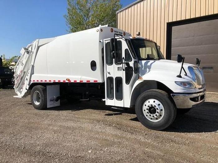 Used 2017 INTERNATIONAL REAR LOAD TRUCK